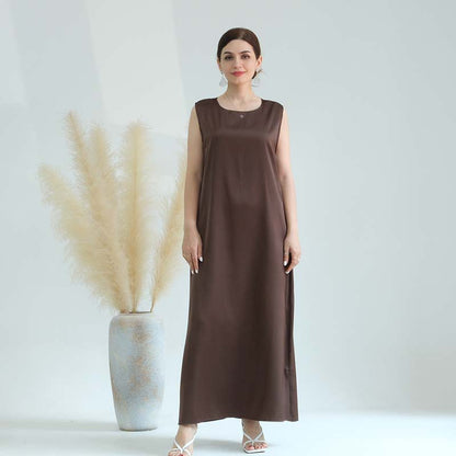 Women's sleeveless abaya lining dress in a solid colour